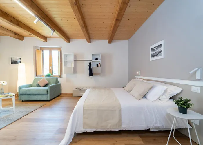 Le Vie Del Borgo | 3 Dimore Indipendenti A 度假居 奇维塔