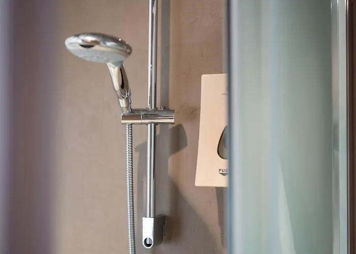 Le Vie Del Borgo | 3 Dimore Indipendenti A 奇维塔