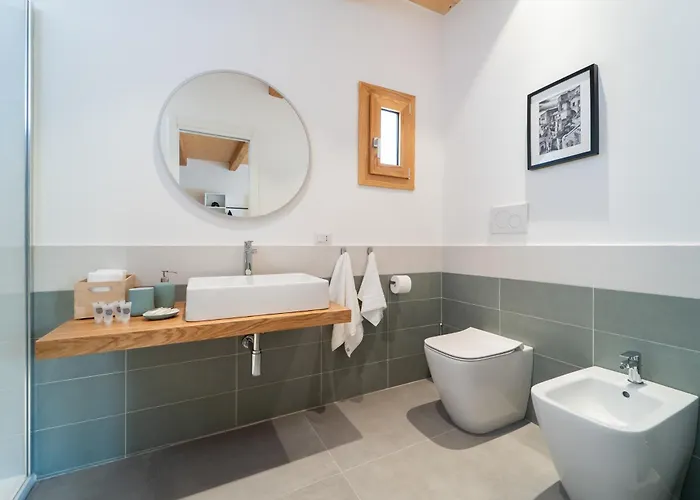 Le Vie Del Borgo | 3 Dimore Indipendenti A * 奇维塔