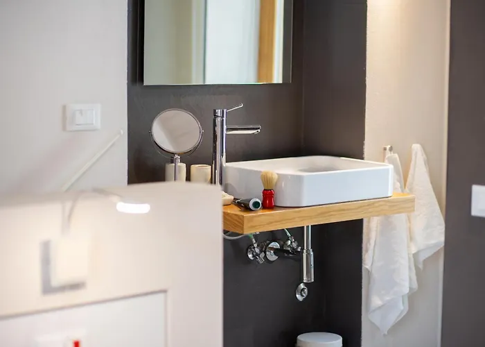 Le Vie Del Borgo | 3 Dimore Indipendenti A Civita