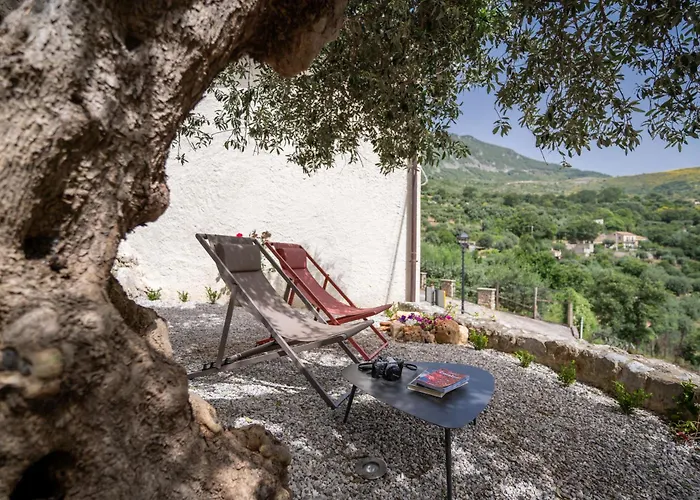 Dom wakacyjny Le Vie Del Borgo | 3 Dimore Indipendenti A *